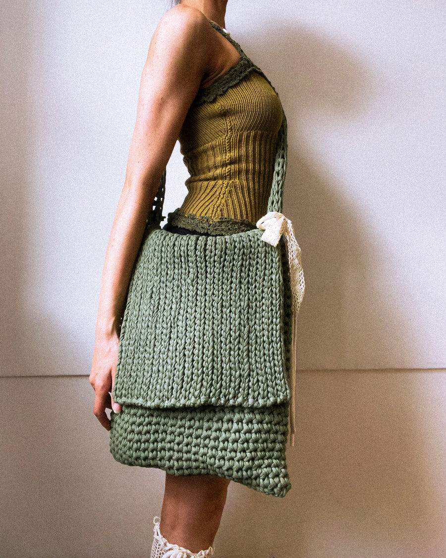 Chunky crochet sidebag